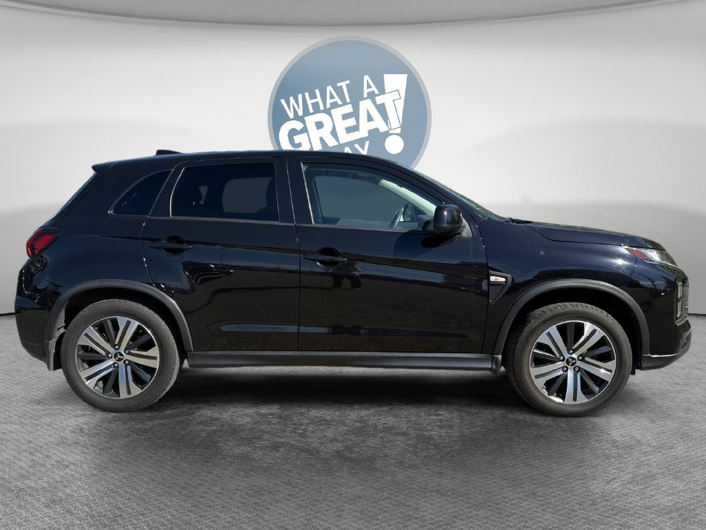 Used 2021 Mitsubishi Outlander Sport ES AWD/4WD image 2
