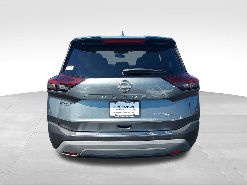 Used 2022 Nissan Rogue SV AWD/4WD image 4