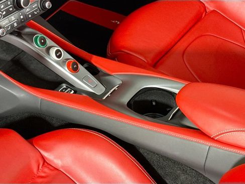 Certified 2020 Ferrari Portofino RWD image 21