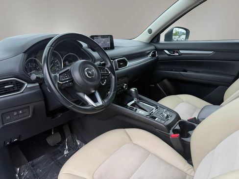 Used 2018 MAZDA CX-5 Touring w/ Preferred Equipment Package AWD/4WD image 15