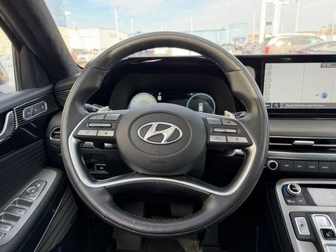 Used 2024 Hyundai Palisade Calligraphy image 13