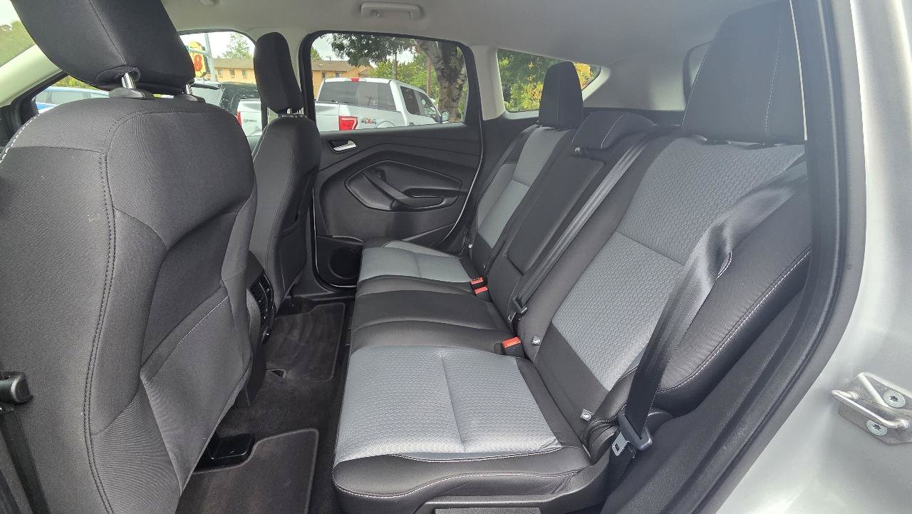 Used 2018 Ford Escape SE AWD/4WD image 16
