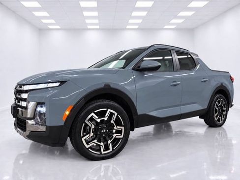 Used 2025 Hyundai Santa Cruz Limited AWD/4WD image 9
