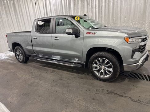 New 2026 Chevrolet Silverado 1500 LT w/ Z71 Off-Road Package AWD/4WD image 2