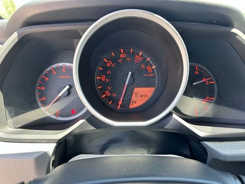 Used 2013 Toyota 4Runner SR5 w/ Premium Pkg w/3rd Row Seat AWD/4WD image 19