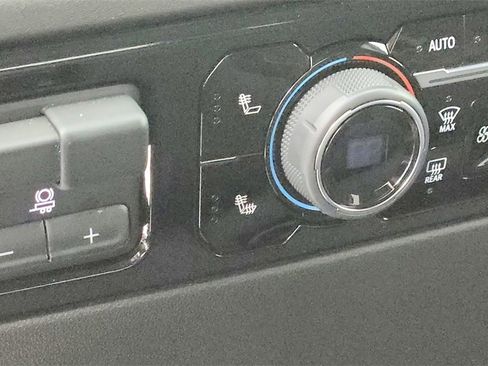 Certified 2025 Chevrolet Silverado 1500 LT image 22