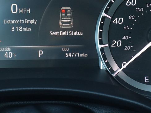 Used 2023 Toyota Highlander XLE image 34