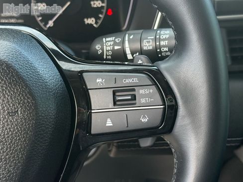 Certified 2025 Honda Pilot Touring image 17