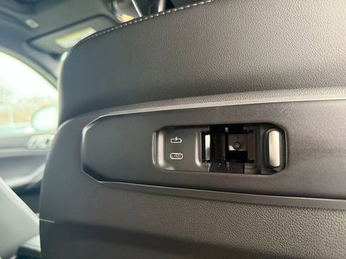 New 2026 BMW X6 xDrive40i image 39