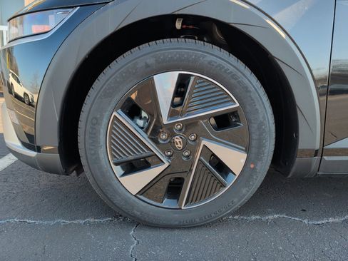 New 2026 Hyundai Ioniq 5 SEL image 27