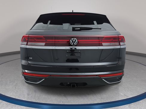 New 2026 Volkswagen Atlas Cross Sport SE FWD image 6