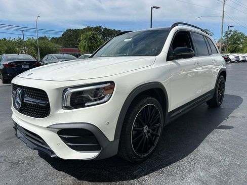 Used 2021 Mercedes-Benz GLB 250 image 3
