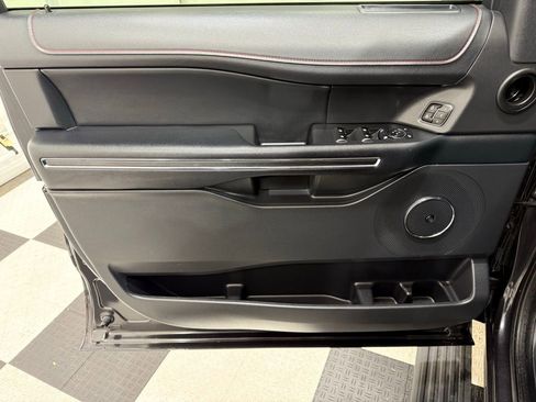 Used 2023 Ford Expedition Max Limited image 17
