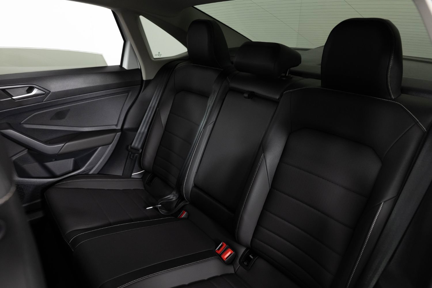 Used 2024 Volkswagen Jetta SE FWD image 16