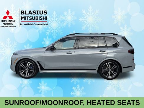 Used 2025 BMW X7 M60i w/ Climate Comfort Package image 4