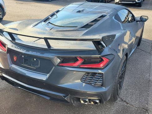 Used 2021 Chevrolet Corvette Stingray Preferred Cpe w/ Z51 Performance Package image 9