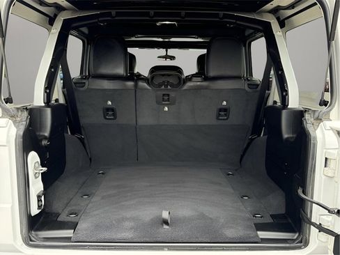 Used 2021 Jeep Wrangler Unlimited Sahara w/ Cold Weather Group image 26