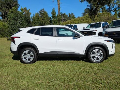 New 2026 Chevrolet Trax LS w/ Driver Confidence Package image 3