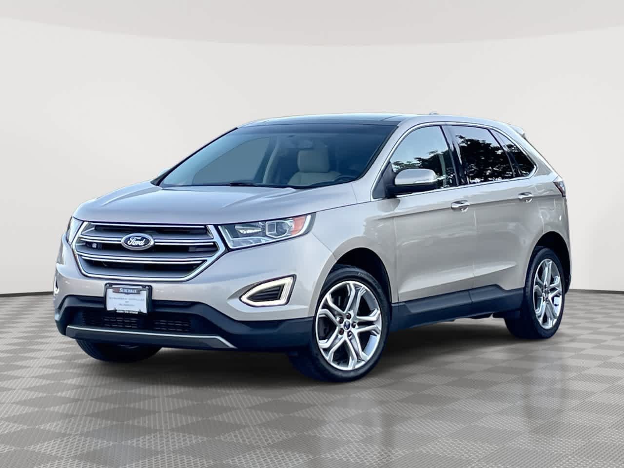 Used 2017 Ford Edge Titanium w/ Technology Package AWD/4WD image 1