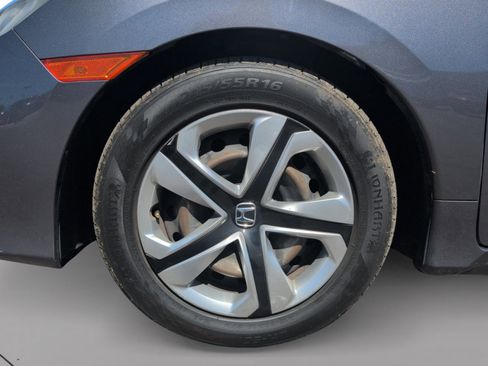 Used 2018 Honda Civic LX image 9