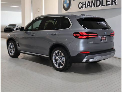 Used 2026 BMW X5 xDrive40i w/ Premium Package AWD/4WD image 5