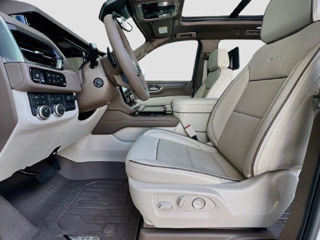 New 2027 GMC Yukon Denali w/ Denali Reserve Package AWD/4WD image 15