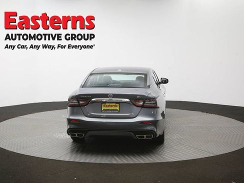 Used 2023 Nissan Maxima SV w/ Floor Mat Group FWD image 38