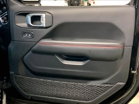 Used 2022 Jeep Wrangler Unlimited Rubicon w/ Steel Bumper Group image 22