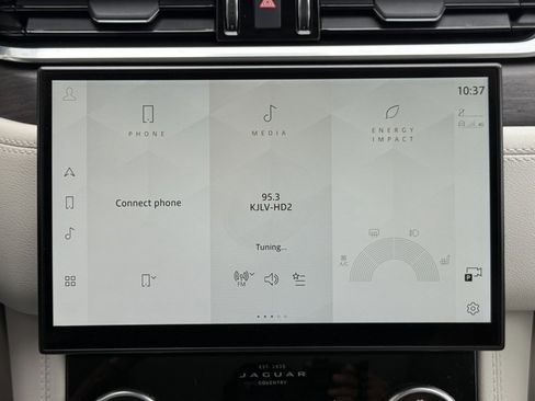 Used 2022 Jaguar F-PACE S image 25
