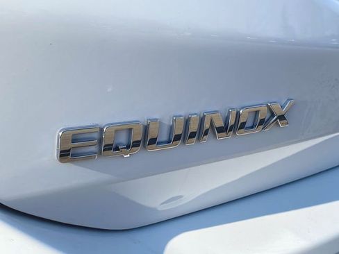 Used 2023 Chevrolet Equinox LS image 30