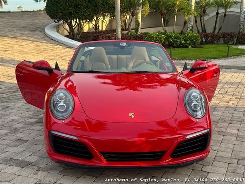 Used 2017 Porsche 911 Carrera RWD image 2