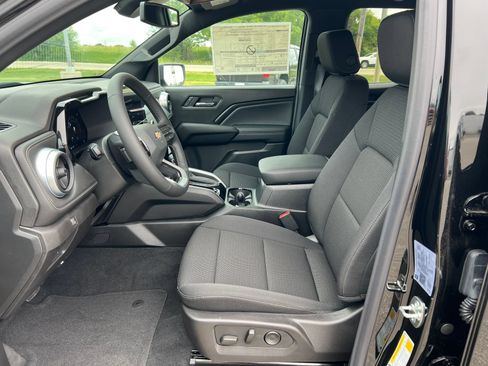 New 2026 Chevrolet Colorado LT w/ Advanced Trailering Package AWD/4WD image 3