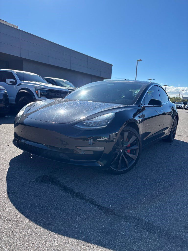 Used 2020 Tesla Model 3 Performance AWD/4WD image 2
