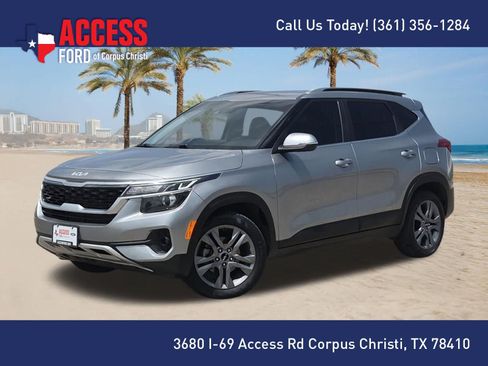 Used 2023 Kia Seltos S w/ Navigation Package FWD image 1