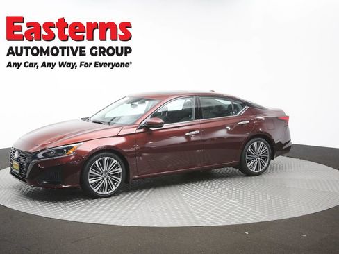 Used 2023 Nissan Altima 2.5 SL FWD image 58