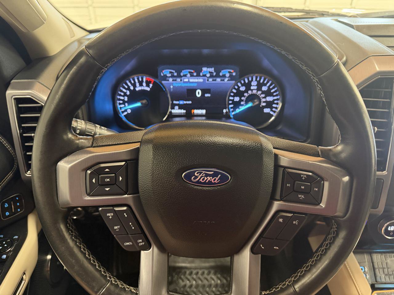 Used 2019 Ford Expedition Platinum RWD image 15