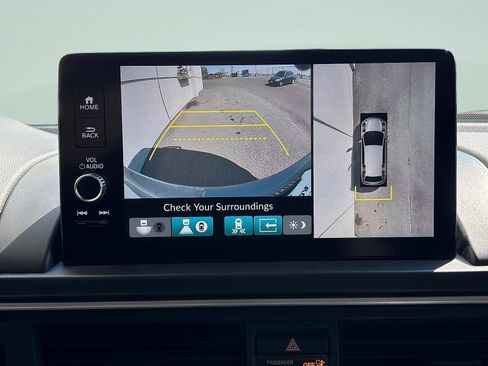 Certified 2023 Honda Pilot Elite image 26