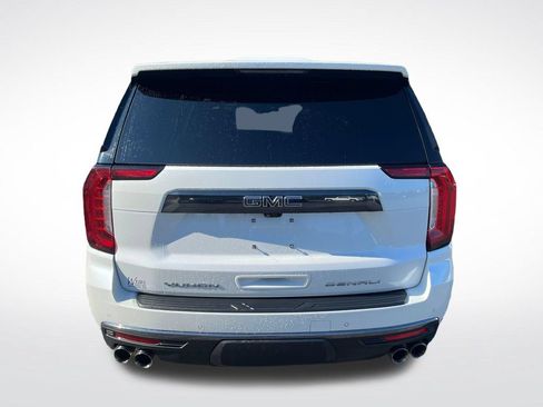 Used 2023 GMC Yukon XL Denali Ultimate AWD/4WD image 4
