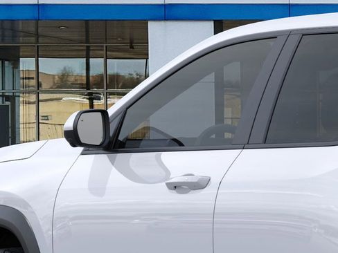 New 2026 Chevrolet Equinox LT w/ Safety and Technology Package image 13