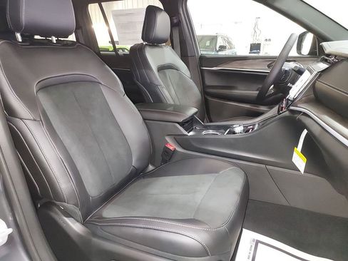 New 2026 Jeep Grand Cherokee Laredo image 31