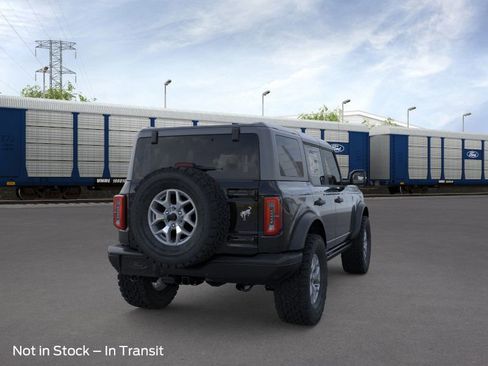 New 2025 Ford Bronco Badlands image 8