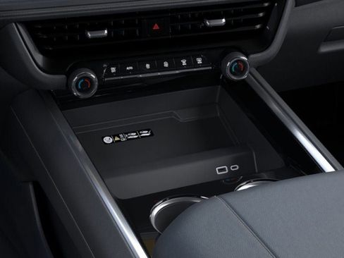 New 2026 Chevrolet Suburban Premier image 23