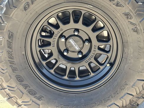 Used 2019 Jeep Wrangler Unlimited Rubicon AWD/4WD image 7