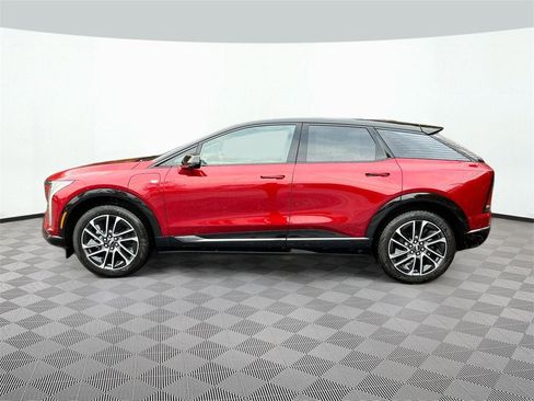 New 2026 Cadillac Optiq Sport 2 w/ LPO, Floor Liner Package image 3