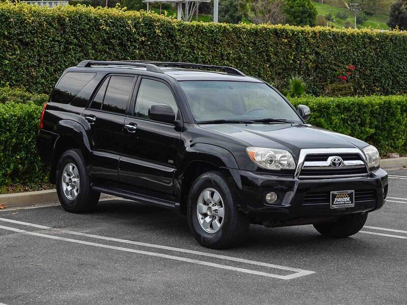 Used 2006 Toyota 4Runner SR5 RWD image 3