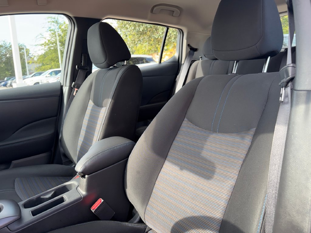 Used 2025 Nissan Leaf S FWD image 10