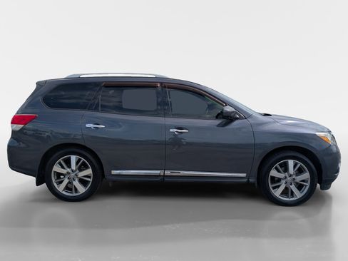 Used 2014 Nissan Pathfinder Platinum w/ Platinum Premium Package FWD image 3