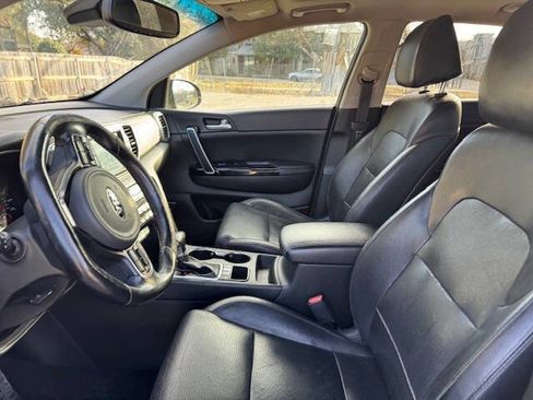 Used 2017 Kia Sportage SX FWD image 27