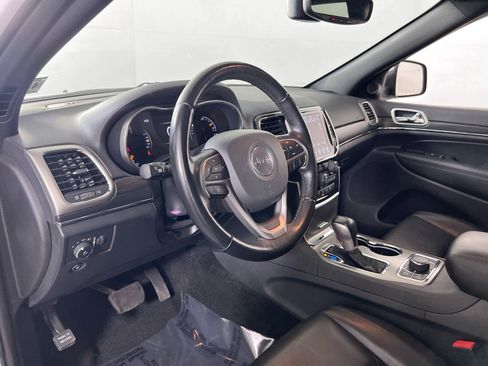 Used 2022 Jeep Grand Cherokee Limited image 9