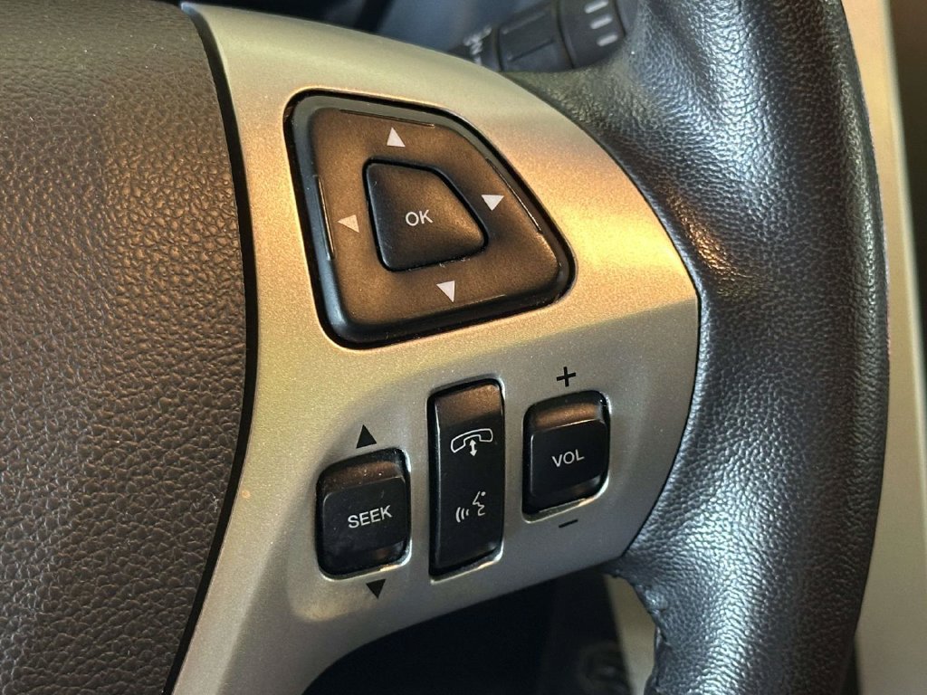 Used 2015 Ford Explorer XLT w/ Equipment Group 202A AWD/4WD image 23